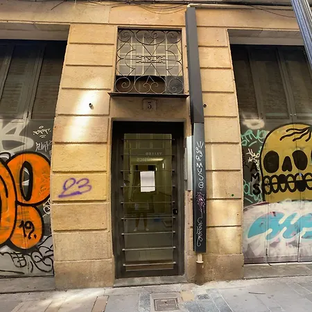 Cozy In The Centre Of * Barcelona